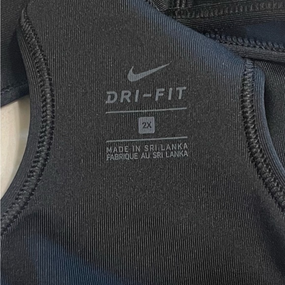 Nike Sports Bra - Picture 4 of 4
